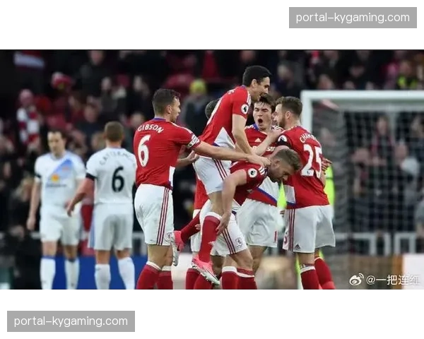 观点：足球不止于胜负，斯特拉斯堡赛前为恐袭遇难者默哀